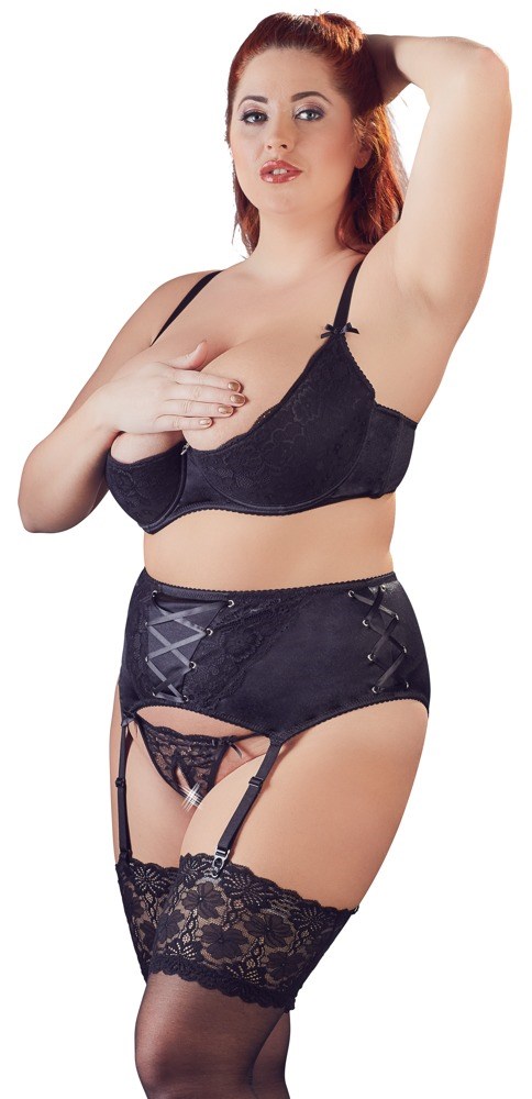 Plussize Suspender Set with Half-Cup Bra