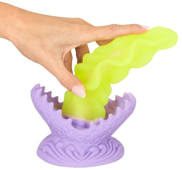 Beasty Cocks Passionate Plant