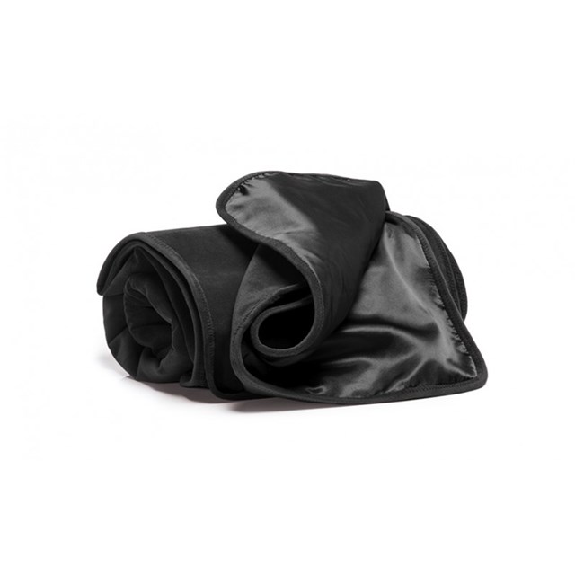 Fascinator Throw