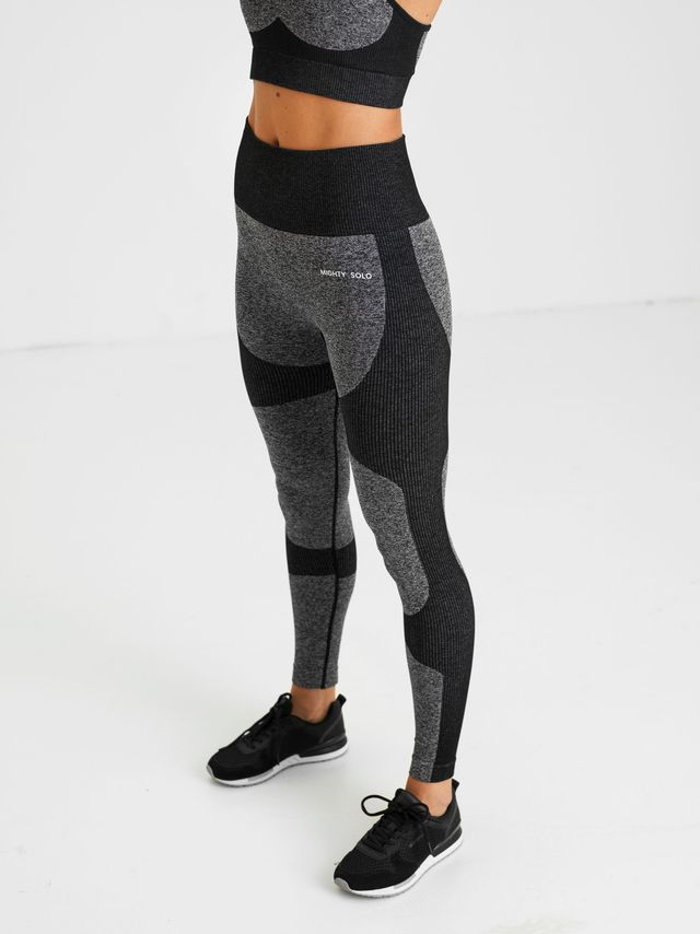 Mighty Solo Strength+ Black Leggings