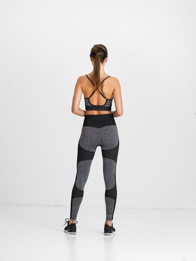 Mighty Solo Strength+ Black Leggings