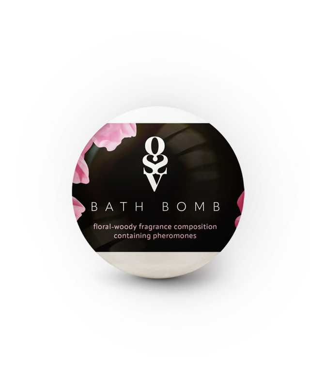 Floral-woody - Bath bomb with pheromones