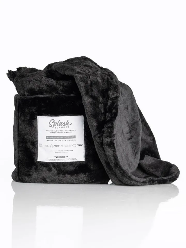 Splash Blanket Furlush Black On Black Medium
