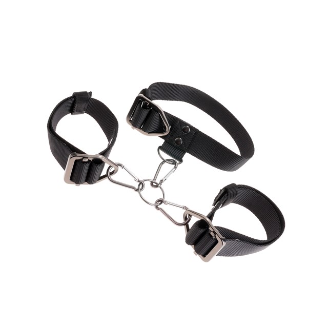 COMMAND Cuff & Collar Set
