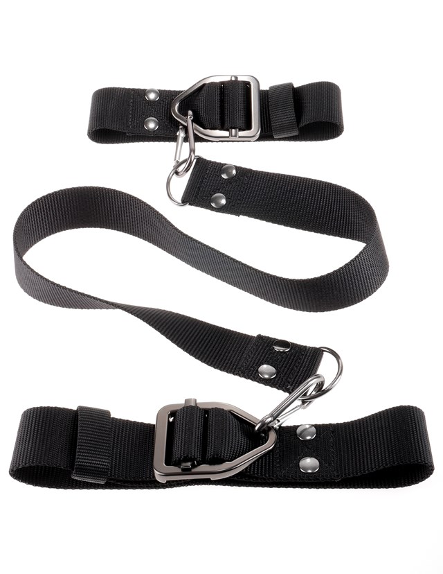 COMMAND Deluxe Cuff Set
